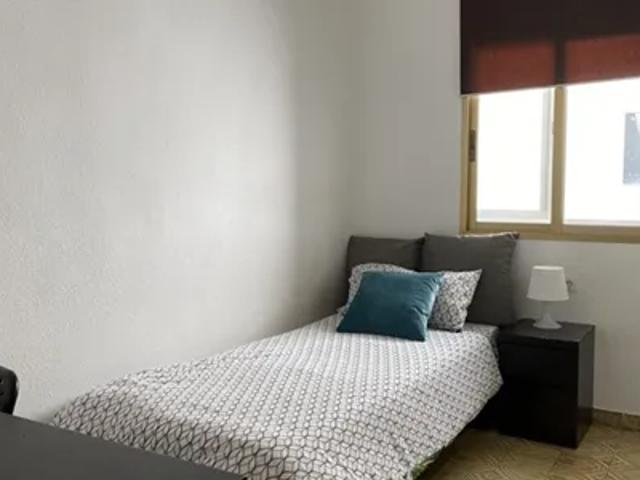 Habitación en alquiler en Tavernes De La Valldigna, Valencia