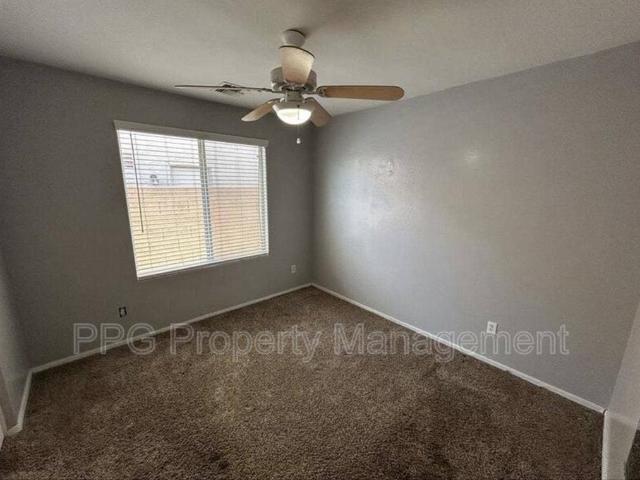 Room for rent in Laveen, Arizona