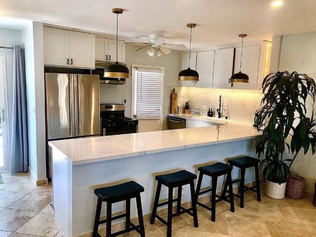 Room for rent in Redondo Beach, California