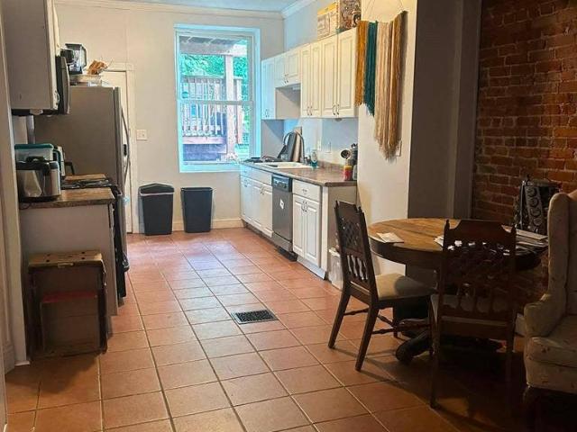 Room for rent in Saint Louis, Missouri
