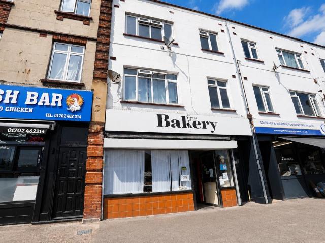 Room for rent in Kursaal Estate, Alton Barnes
