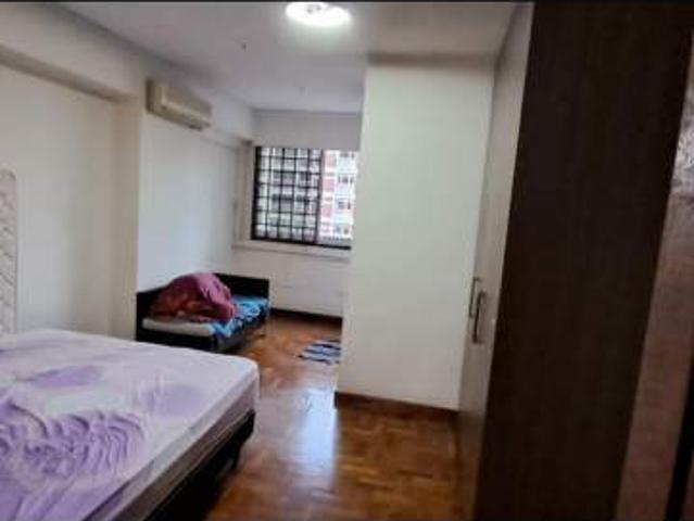 Room for rent in Jurong, 22 Far West, Jurong