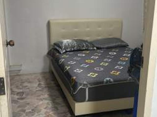 Room for rent in 12 Central, Toa Payoh