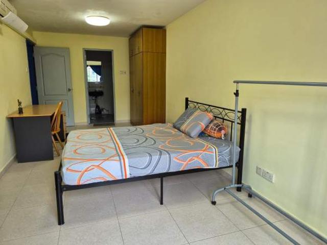 Room for rent in Joo Chiat