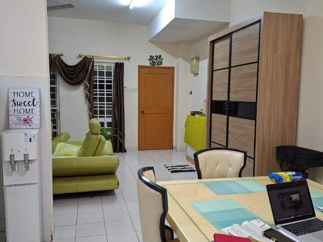Room for rent in Petaling, Damansara Damai