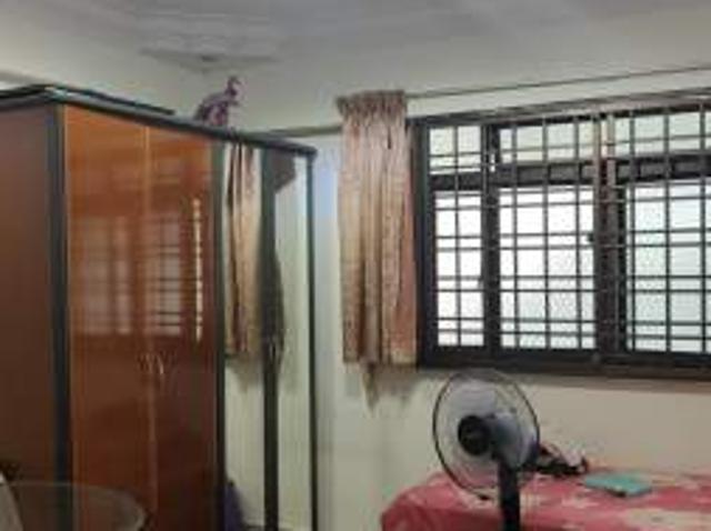 Room for rent in Jurong, 22 Far West, Jurong