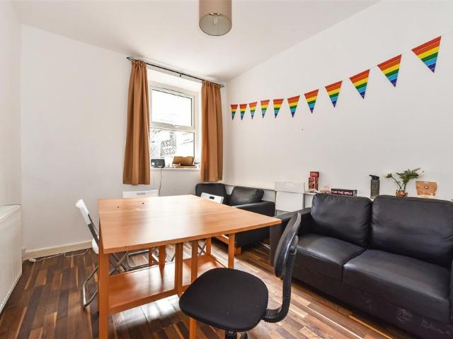 Room for rent in Pontypridd, Wales