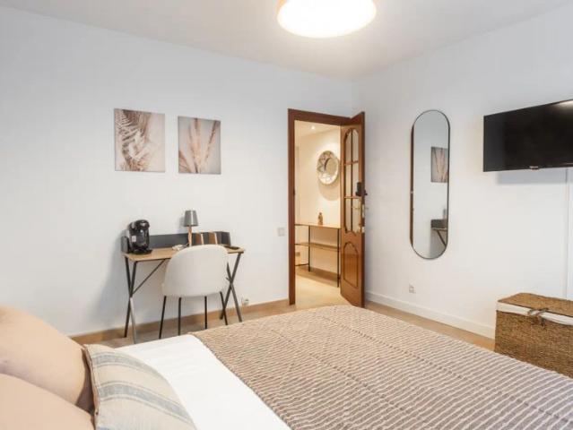 Habitación en alquiler en Centre Històric, Alacant / Alicante