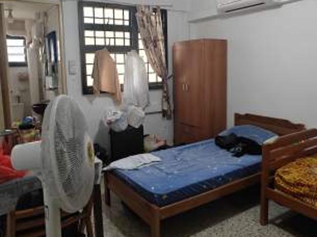 Room for rent in Macpherson