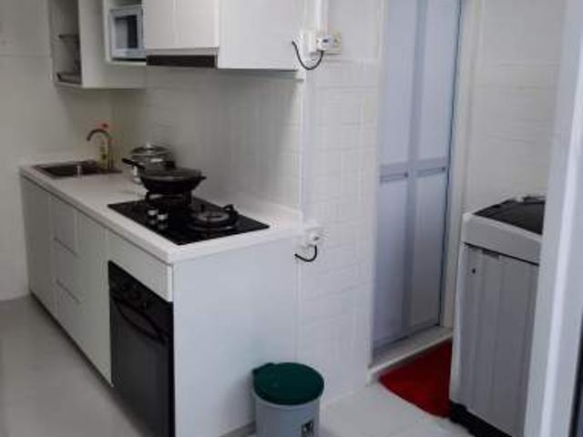 Room for rent in Macpherson