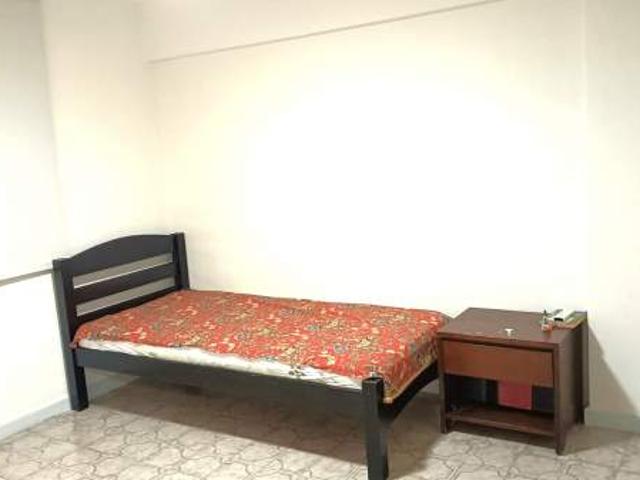 Room for rent in 23 North West