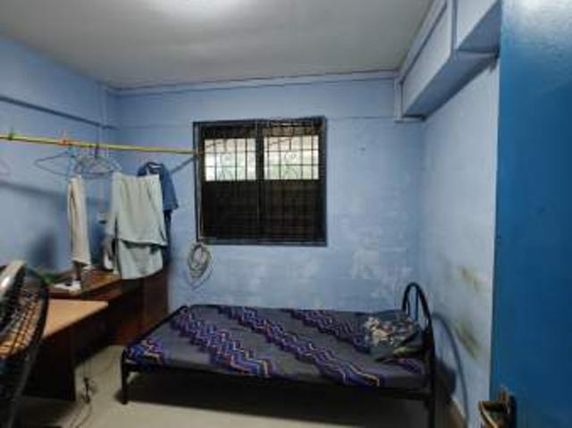 Room for rent in 23 North West