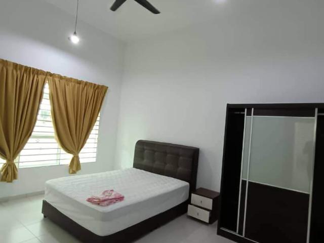 Room for rent in Kampung Perlis, George Town