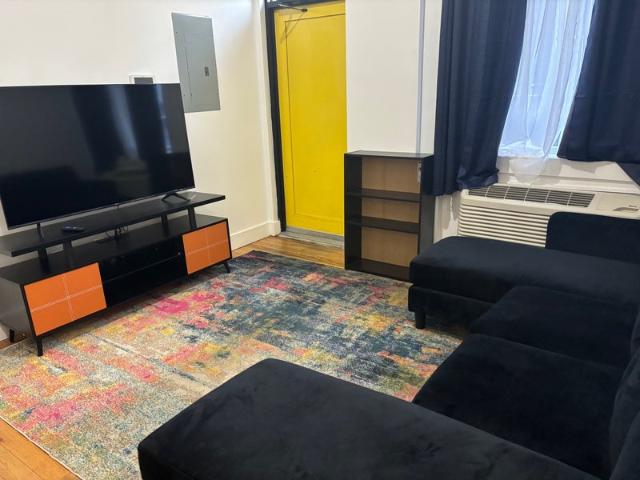 Room for rent in Arverne, New York