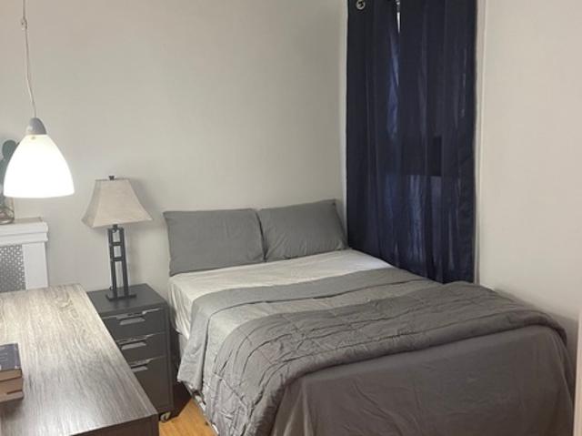 Room for rent in The Bronx, Arverne