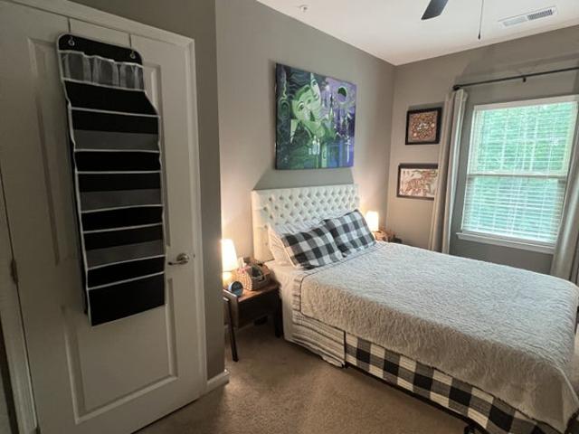 Room for rent in Gibsonton, Maryland