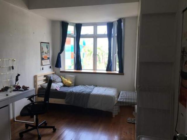 Room for rent in Newton, 11 Central, Newton