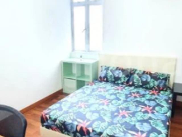 Room for rent