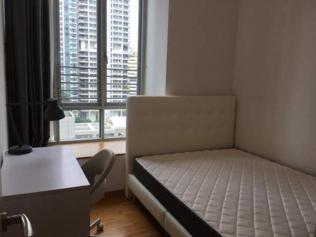 Room for rent in River Valley