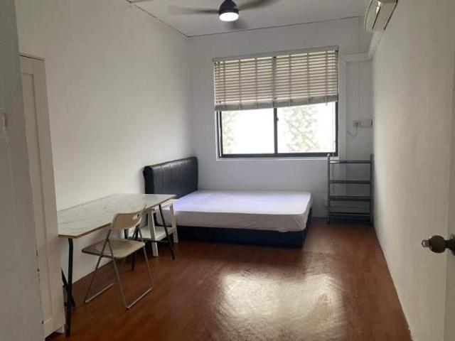 Room for rent