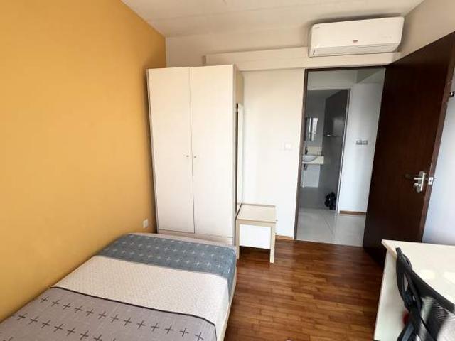 Room for rent in Tanjong Pagar