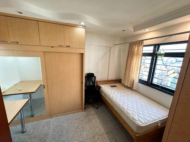 Room for rent in Tiong Bahru