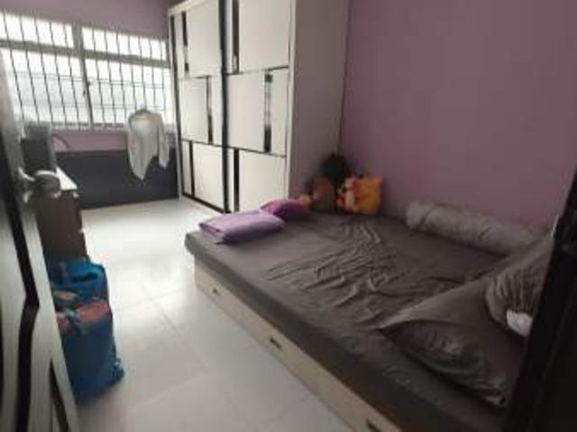 Room for rent in 19 North East, Hougang