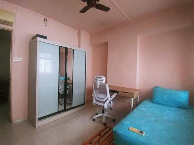 Room for rent in 19 North East, Hougang