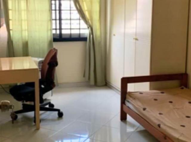 Room for rent in 19 North East, Hougang