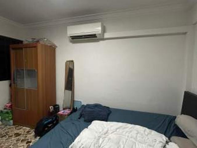 Room for rent in Geylang, 14 Central East, Eunos