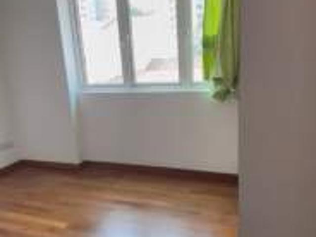 Room for rent in Macpherson