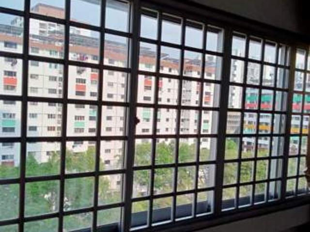 Room for rent in Katong, 14 Central East, Eunos