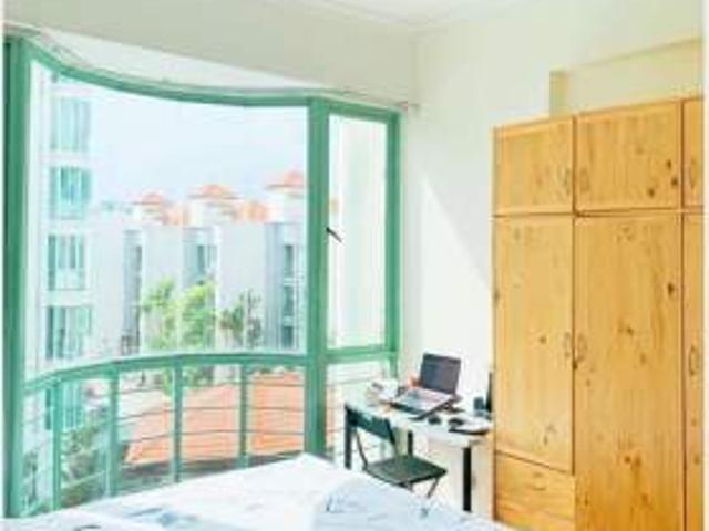 Room for rent in Geylang, 14 Central East, Eunos