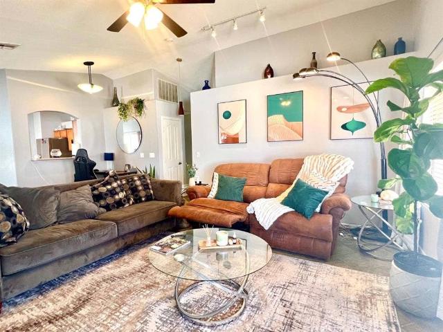 Room for rent in Nevada
