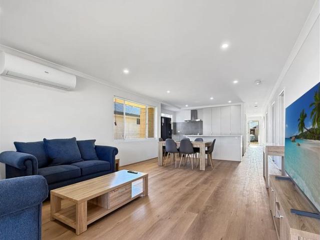 Apartment for rent in Parklands, Western Australia