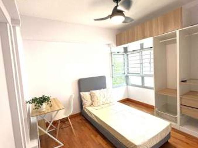 Room for rent in Punggol, 19 North East, Hougang