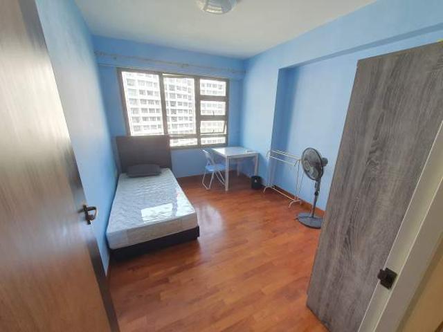 Room for rent