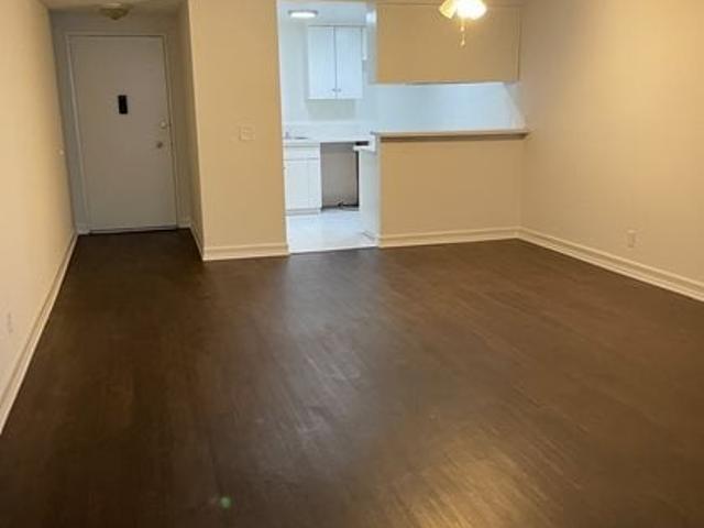 Room for rent in Redondo Beach, California