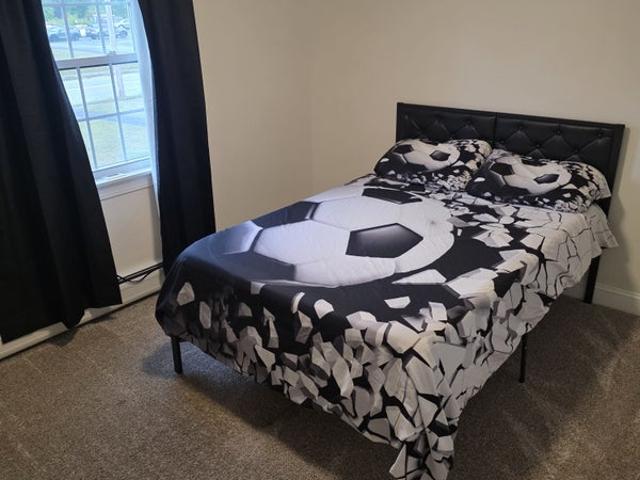 Room for rent in New Hampshire