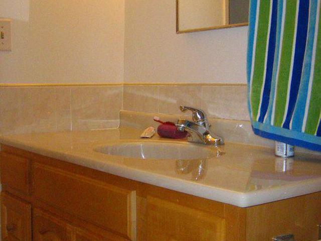 Room for rent in Canoga Park, California