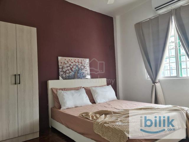 Room for rent in Petaling, Damansara Damai