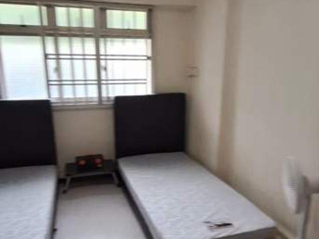 Room for rent in Sembawang, 23 North West