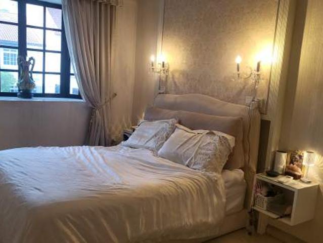 Room for rent in Serangoon