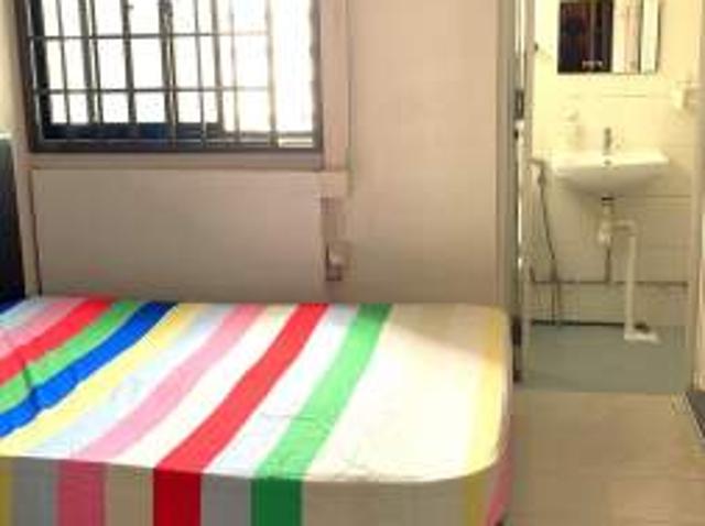 Room for rent in Serangoon