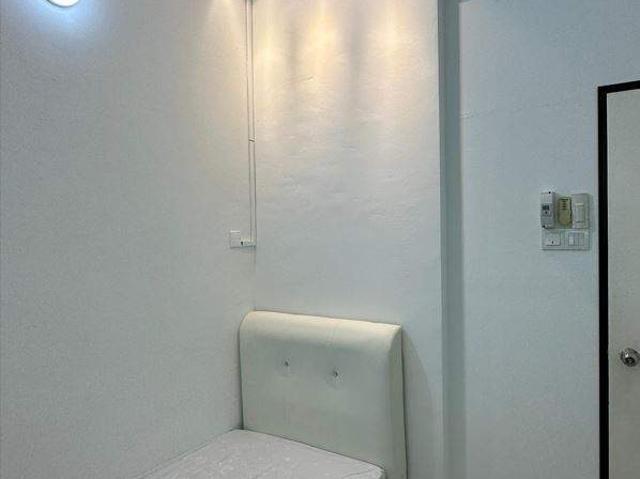 Room for rent in Kampung Perlis, George Town