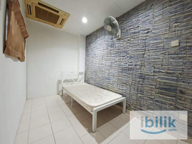 Room for rent in Jinjang, Kepong