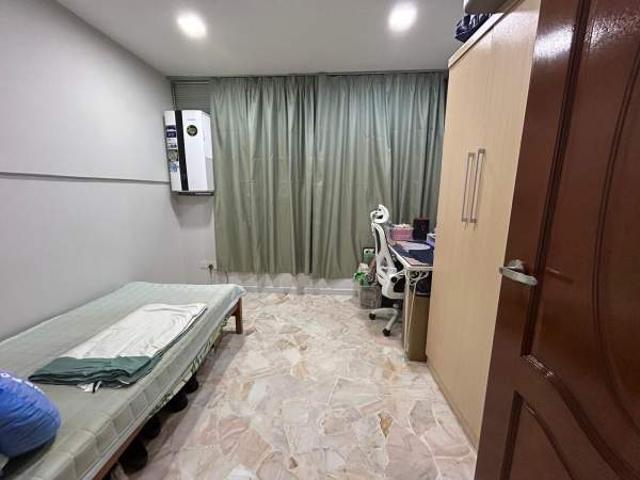 Room for rent in 19 North East, Hougang