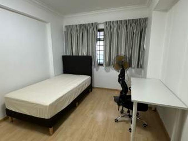 Room for rent in 19 North East, Hougang