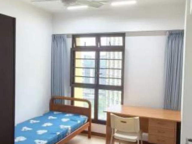 Room for rent in 19 North East, Hougang