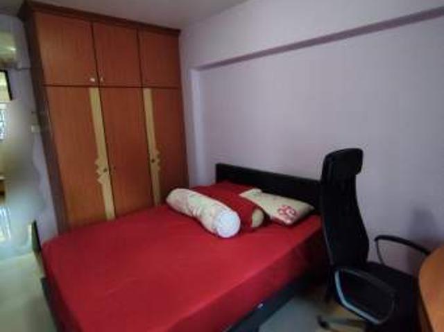 Room for rent in 19 North East, Hougang